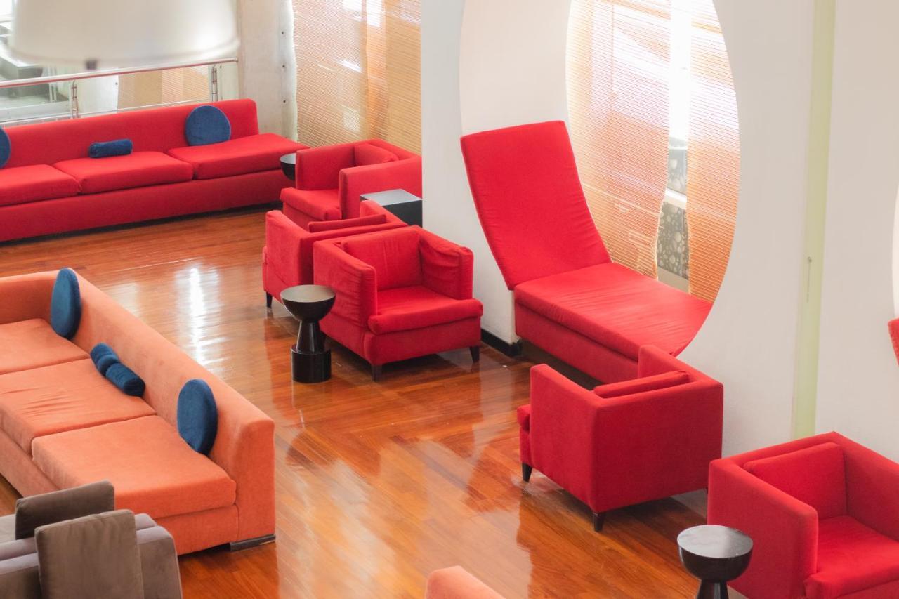 Decapolis Hotel ปานามาซิตี้ ภายนอก รูปภาพ The lounge at the airport