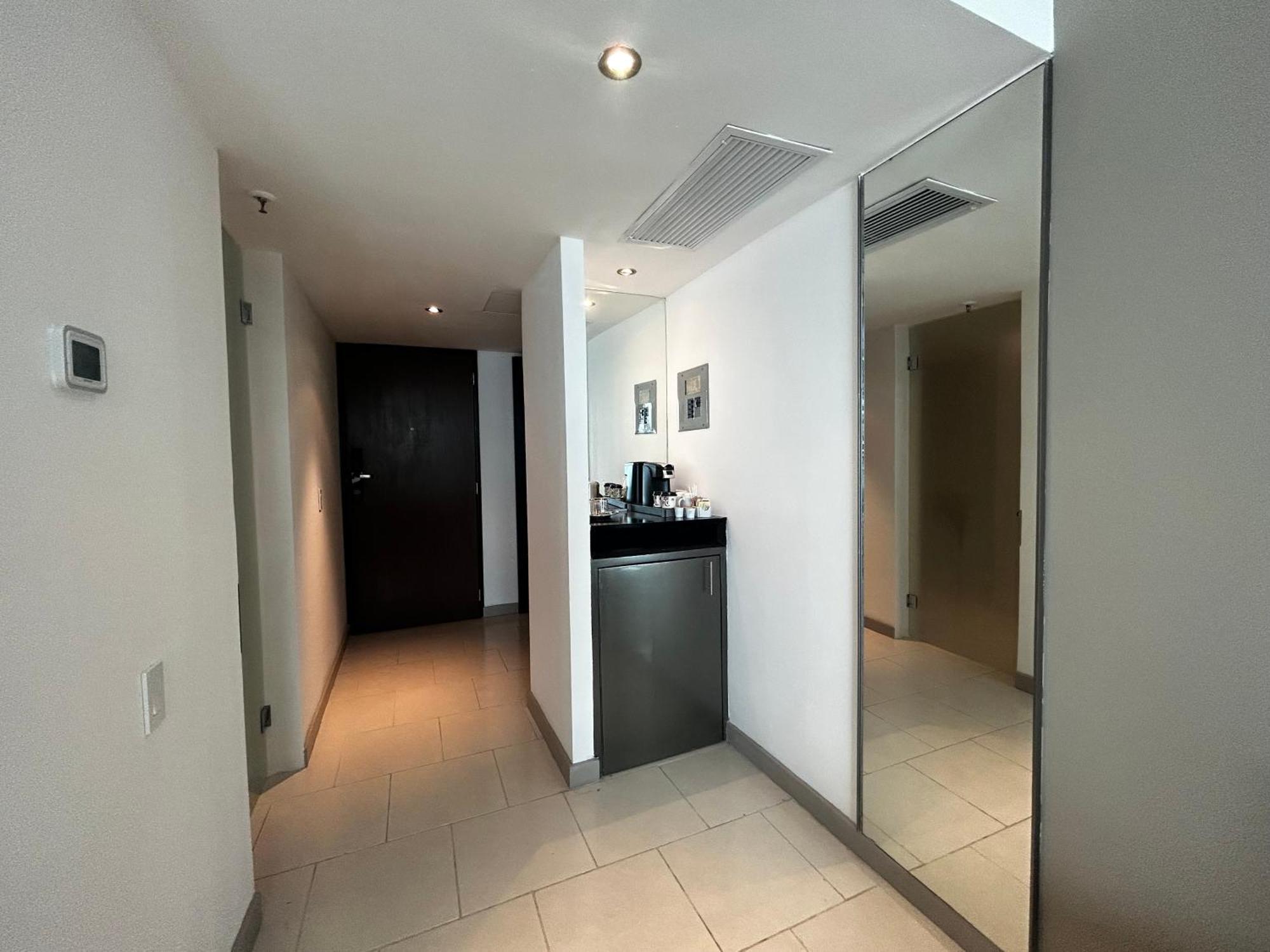 Decapolis Hotel ปานามาซิตี้ ภายนอก รูปภาพ A typical apartment interior