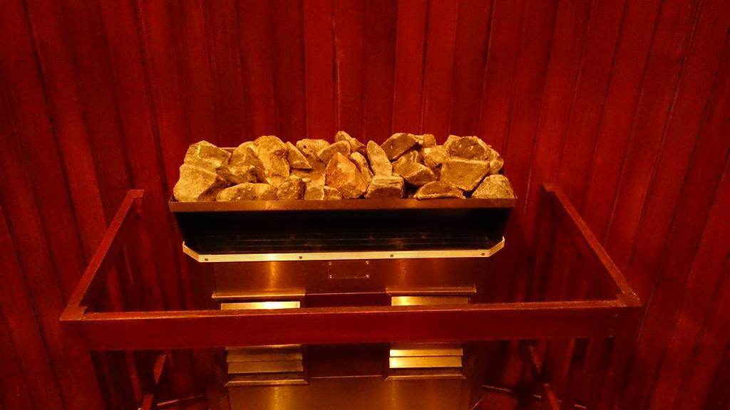 Decapolis Hotel ปานามาซิตี้ ภายนอก รูปภาพ A gold bar